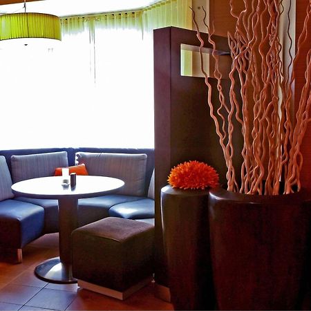 Courtyard Detroit Brighton Hotel Luaran gambar