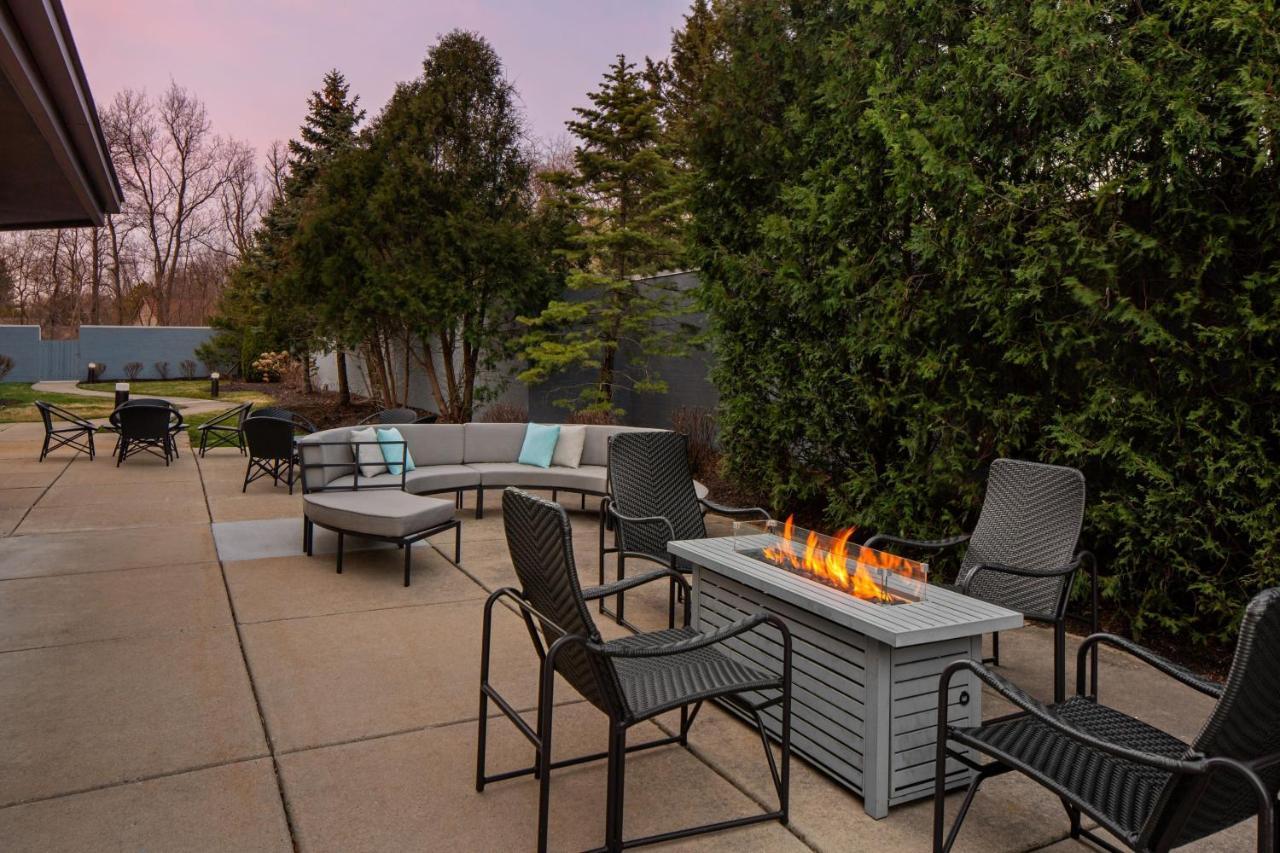 Courtyard Detroit Brighton Hotel Luaran gambar