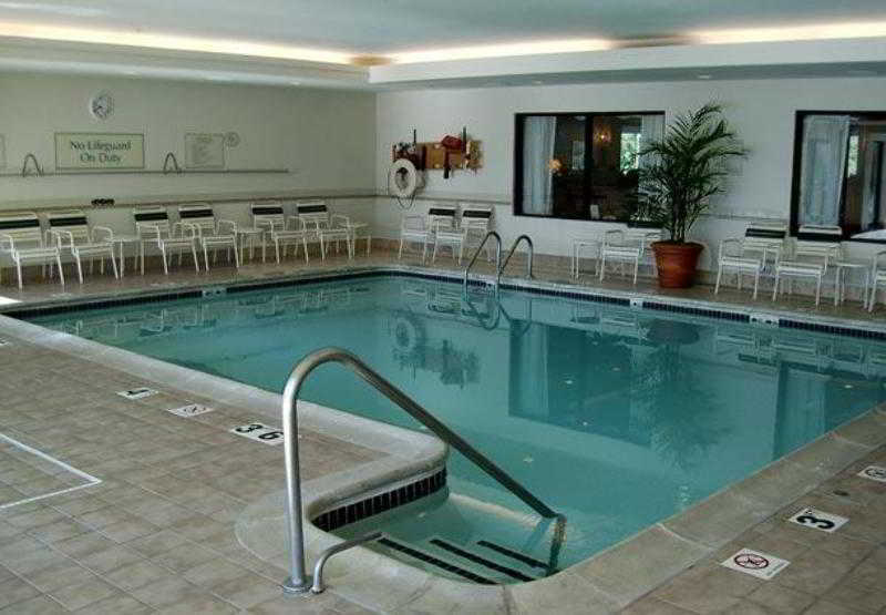 Courtyard Detroit Brighton Hotel Luaran gambar